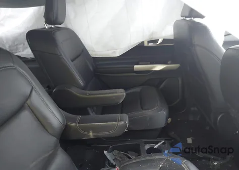 2021 Ford Explorer Xlt из США, поврежденный, VIN 1FMSK8DH2MGA81156